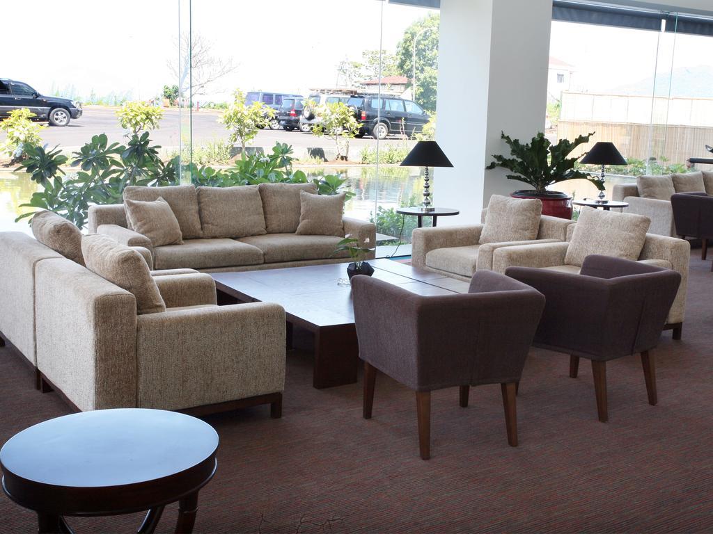Sintesa Peninsula Hotel Manado Zewnętrze zdjęcie
