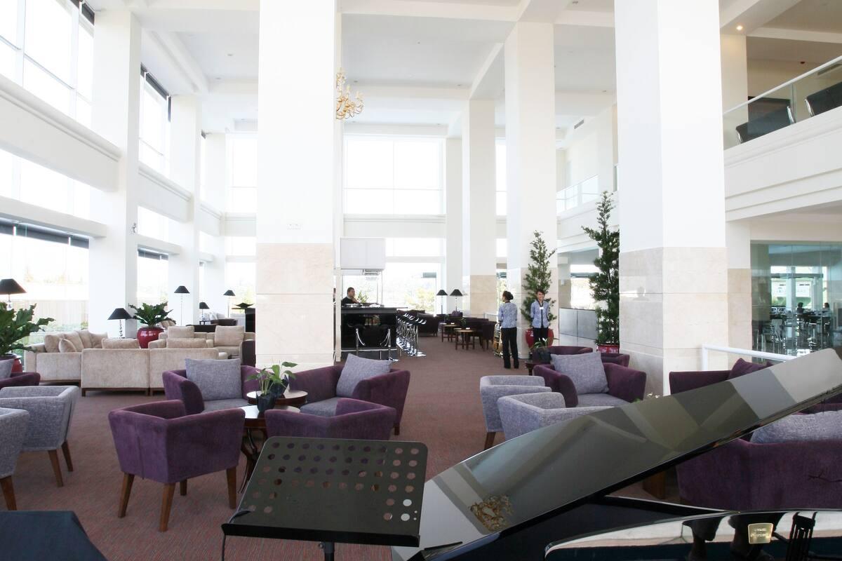 Sintesa Peninsula Hotel Manado Zewnętrze zdjęcie