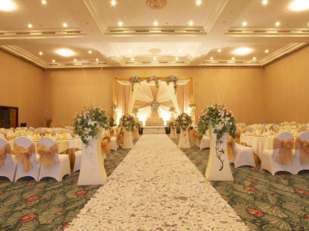 Sintesa Peninsula Hotel Manado Zewnętrze zdjęcie