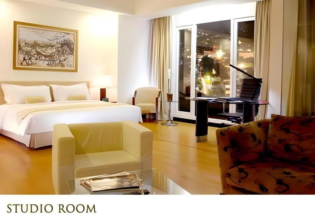 Sintesa Peninsula Hotel Manado Zewnętrze zdjęcie