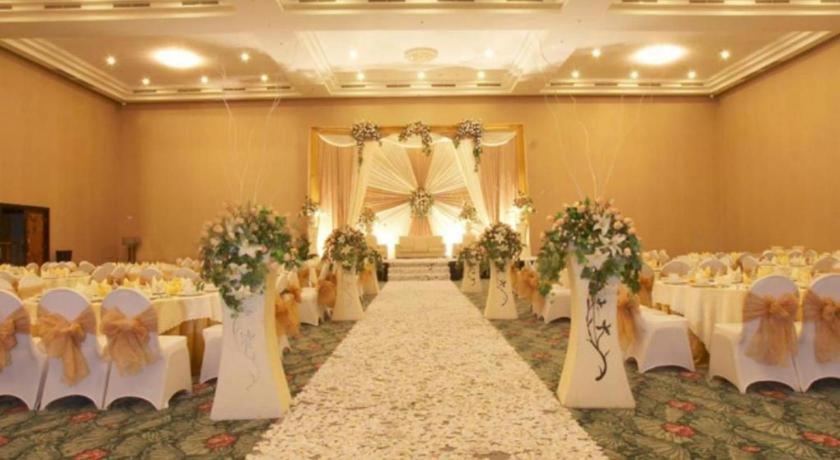 Sintesa Peninsula Hotel Manado Zewnętrze zdjęcie
