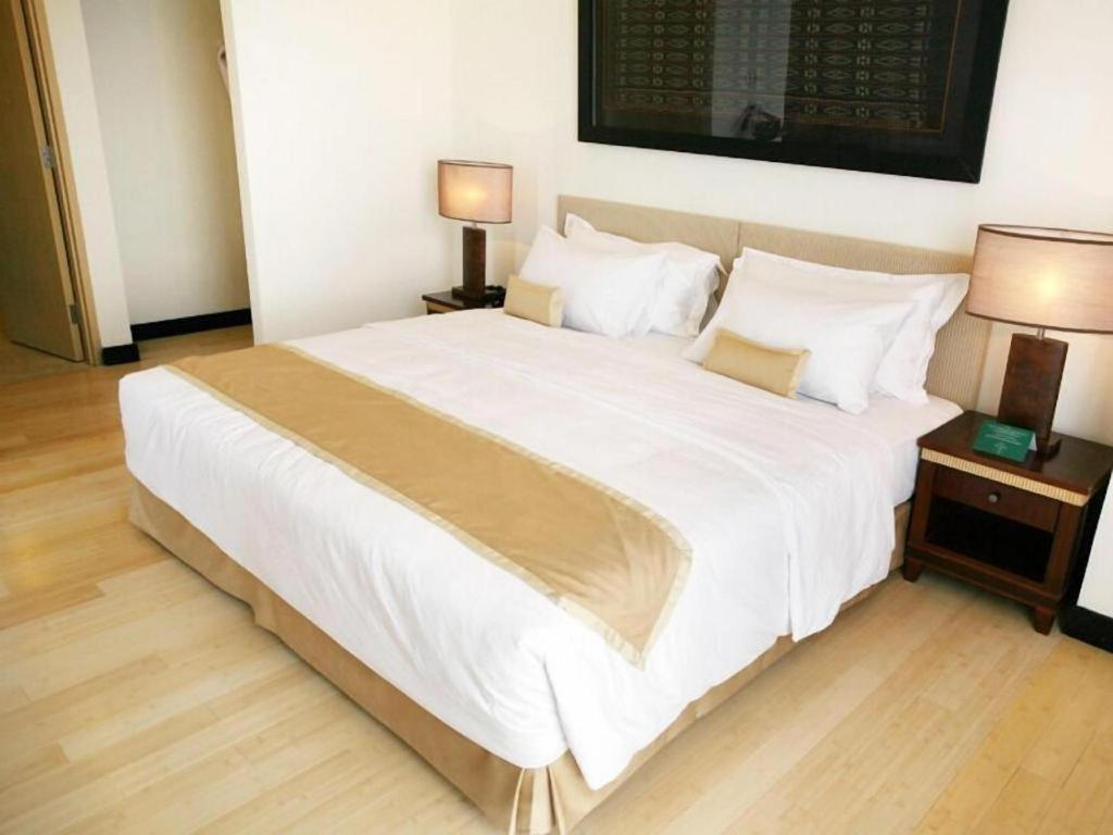 Sintesa Peninsula Hotel Manado Zewnętrze zdjęcie