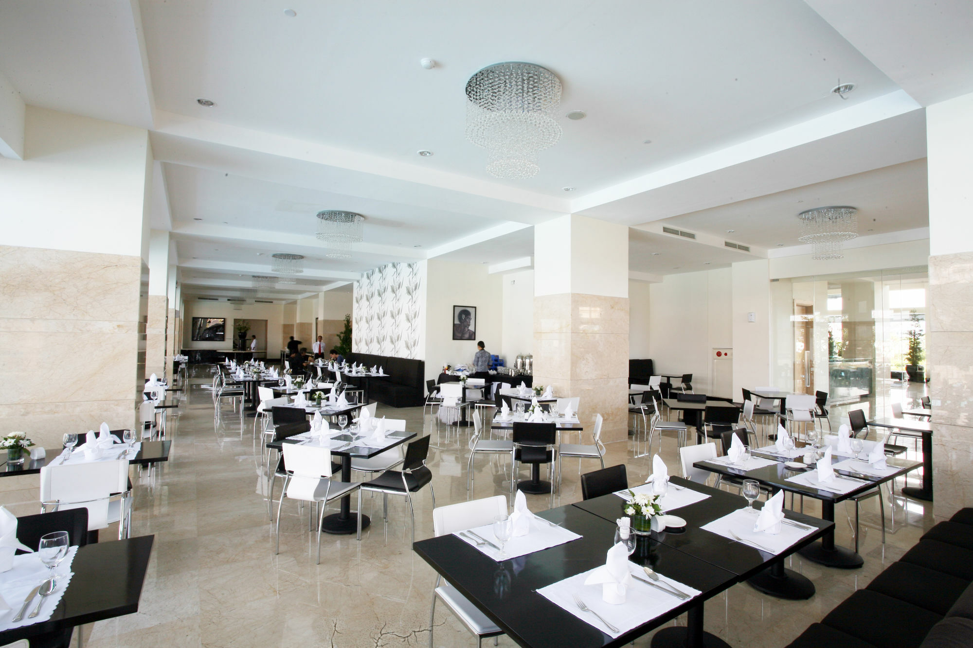 Sintesa Peninsula Hotel Manado Zewnętrze zdjęcie
